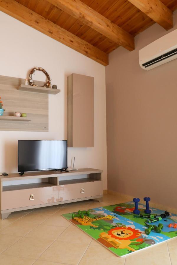 Atlantis Apartments Sarande Exterior photo