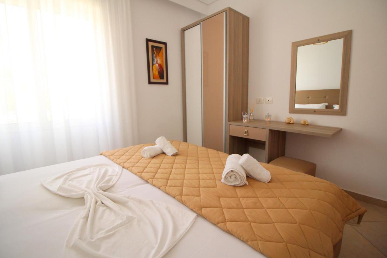 Atlantis Apartments Sarande Exterior photo