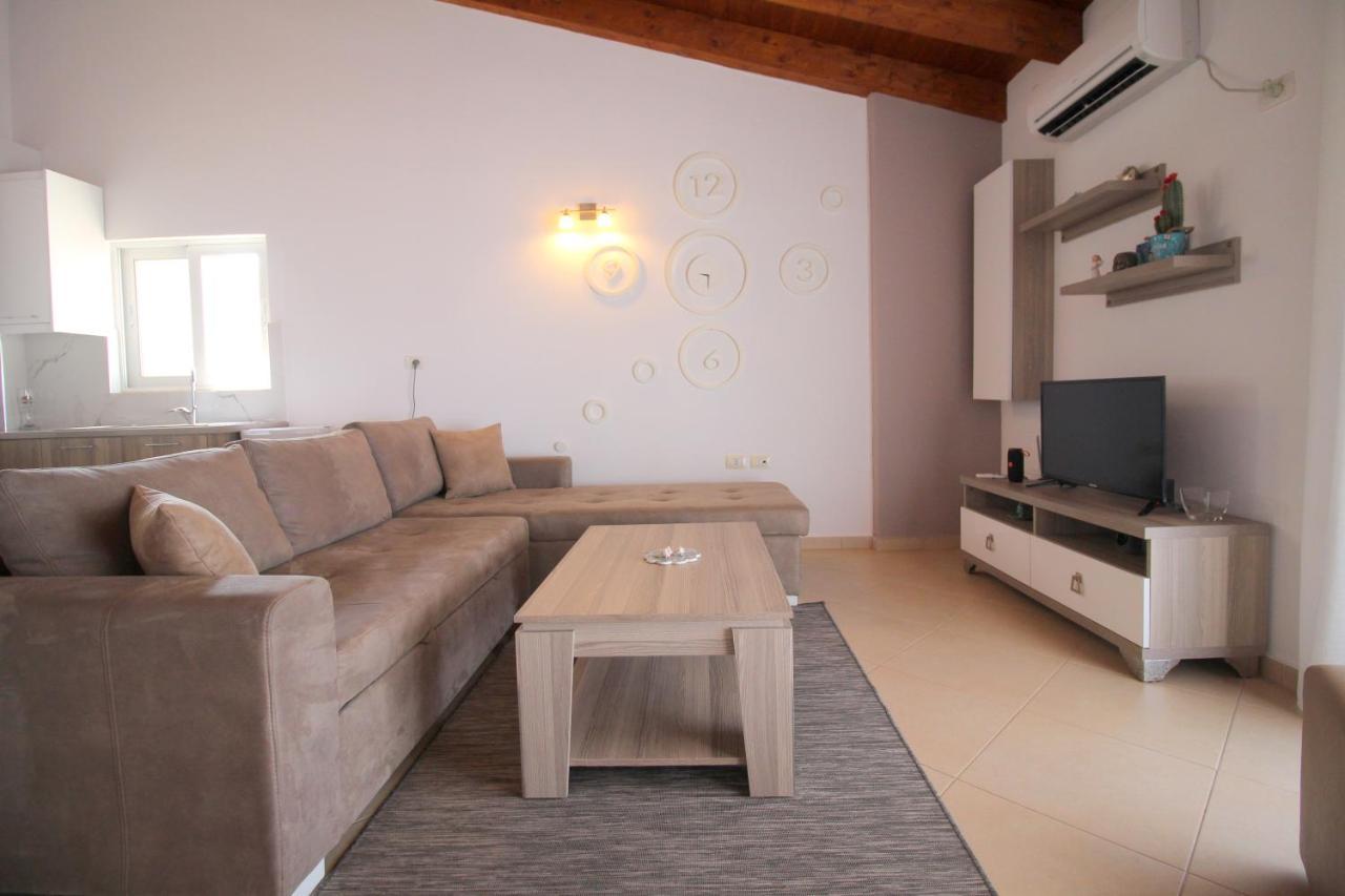 Atlantis Apartments Sarande Exterior photo